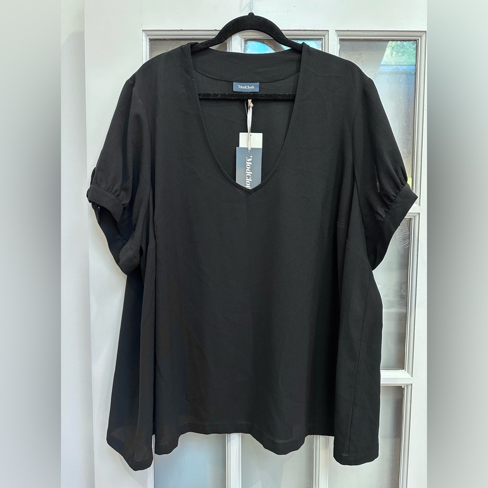 ModCloth Classic Timeless Black Short Sleeve with Bows Blouse Plus Size 4X NWT